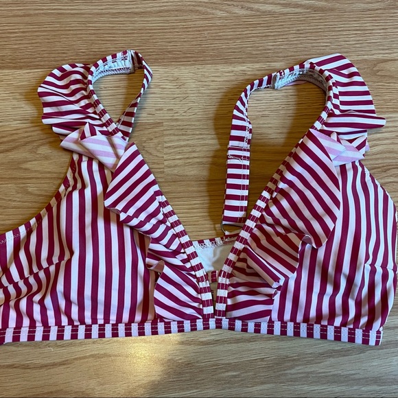 Zaful Red Striped Ruffle Bikini Set - Picture 3 of 4